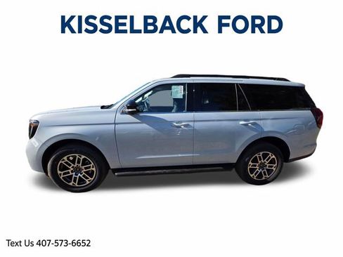 New 2025 Ford Expedition Active image 7