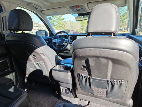 Used 2024 Kia Telluride SX Prestige image 18