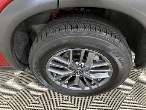 Used 2023 Nissan Rogue S image 10