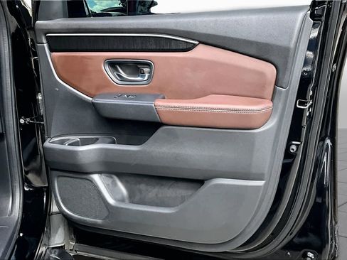 Used 2023 Honda Pilot Elite image 27