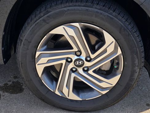 Certified 2023 Hyundai Santa Fe SEL AWD/4WD image 9