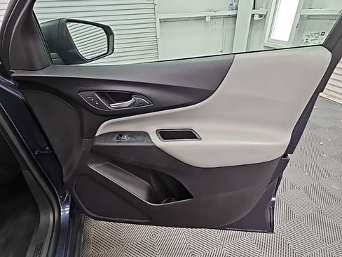 Used 2019 Chevrolet Equinox LS image 37