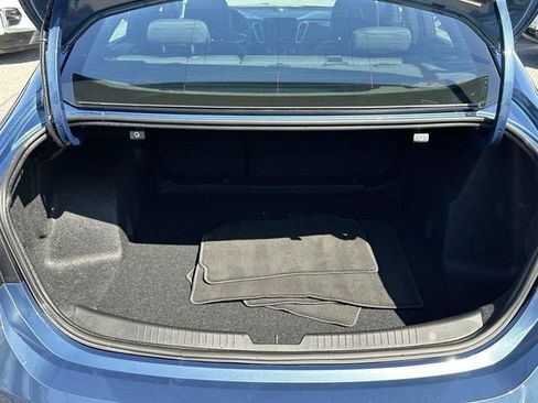 Used 2024 Chevrolet Malibu LT image 22