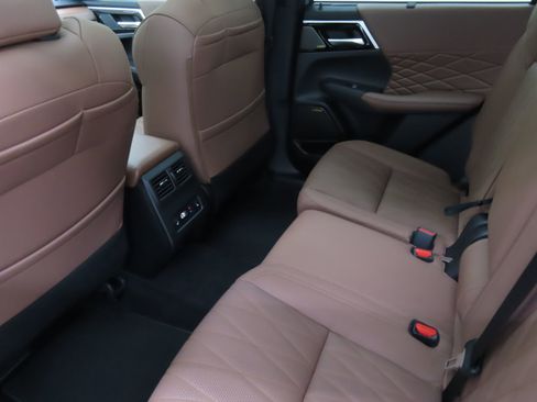 New 2025 Mitsubishi Outlander SEL image 21