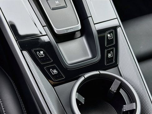 Certified 2025 Porsche 911 Carrera S RWD image 21