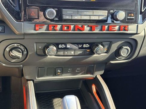 Used 2025 Nissan Frontier PRO-4X w/ Tow Package image 22