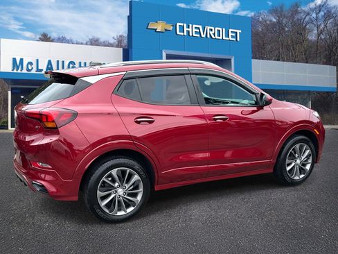 Certified 2021 Buick Encore GX Select w/ Sport Touring Package image 3