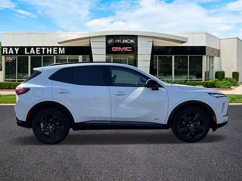 Used 2026 Buick Envision Sport Touring image 9