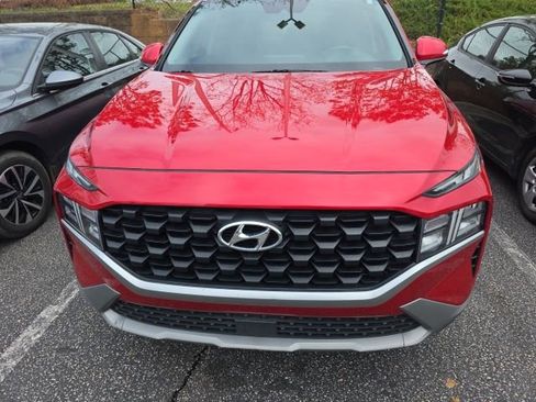 Used 2023 Hyundai Santa Fe SEL image 2