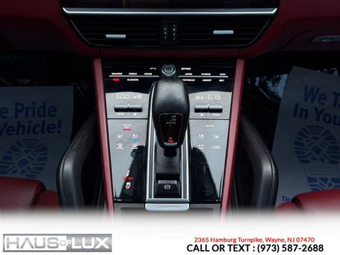 Used 2022 Porsche Cayenne Platinum Edition AWD/4WD image 33