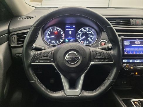 Used 2018 Nissan Rogue SV FWD image 22