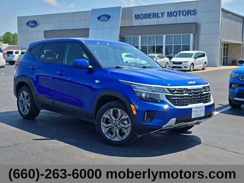 Used 2024 Kia Seltos LX AWD/4WD image 1
