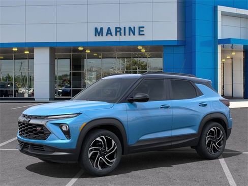 New 2025 Chevrolet TrailBlazer RS w/ Convenience Package image 2