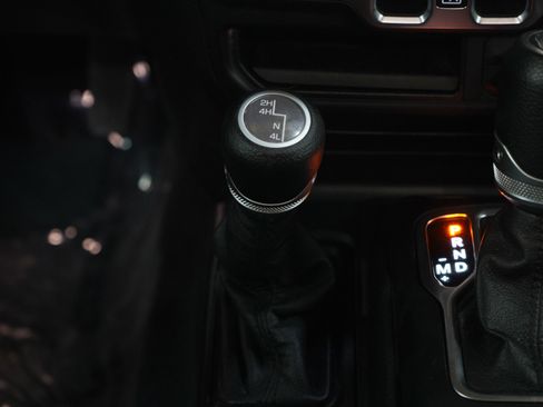 Used 2023 Jeep Wrangler Unlimited Sport AWD/4WD image 21