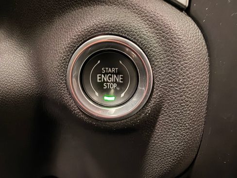 Used 2019 Chevrolet Silverado 1500 RST AWD/4WD image 40