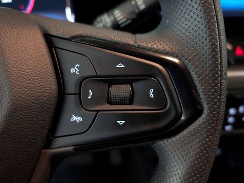 Used 2025 Chevrolet TrailBlazer LT image 16