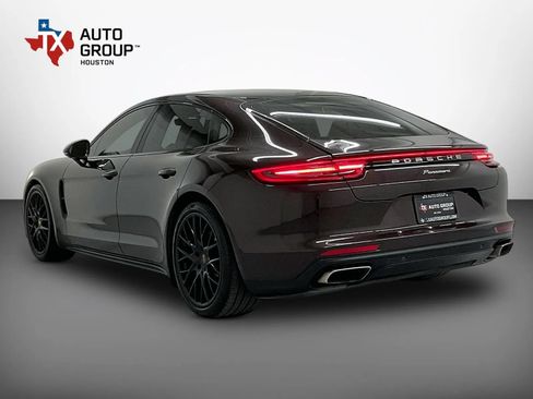 Used 2018 Porsche Panamera 4 AWD/4WD image 4