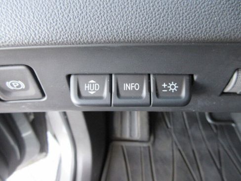 Used 2024 Buick Enclave Premium w/ Experience Buick Package image 14