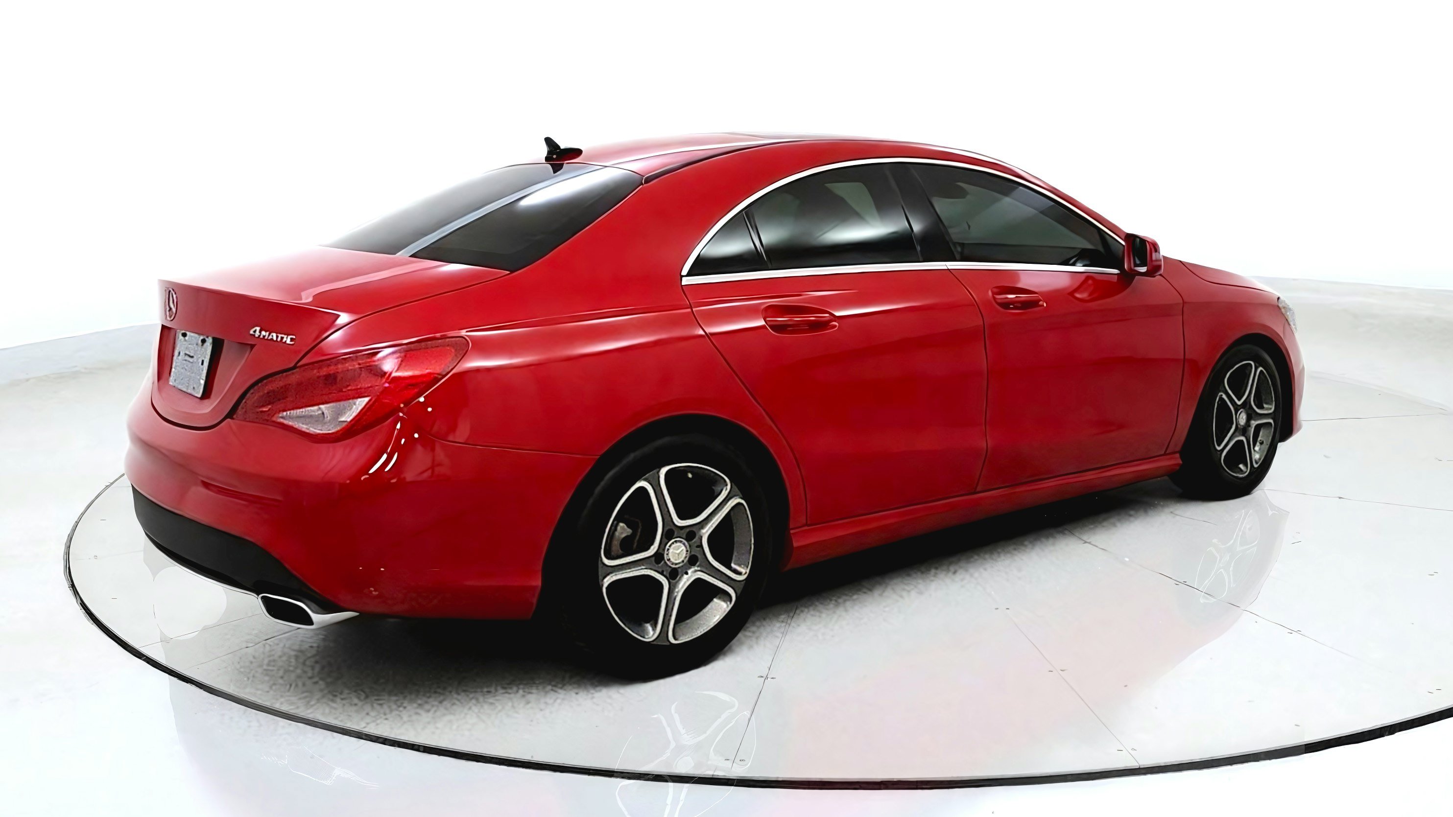 Used 2014 Mercedes-Benz CLA 250 4MATIC image 7