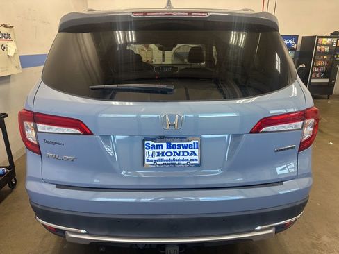 Used 2022 Honda Pilot Touring image 4