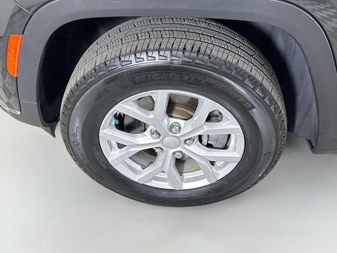 Used 2023 Jeep Grand Cherokee L Limited w/ Trailer Tow Group (B) image 32