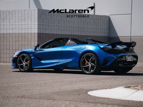 Used 2024 McLaren 750S Spider RWD image 6
