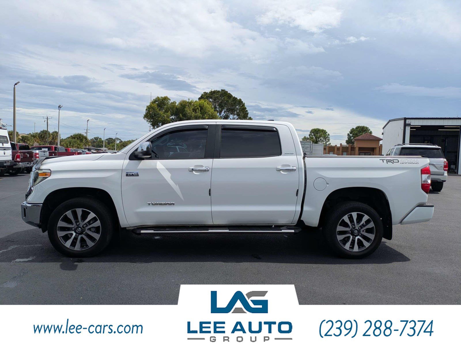 Used 2020 Toyota Tundra Limited w/ Limited Premium Package AWD/4WD image 6