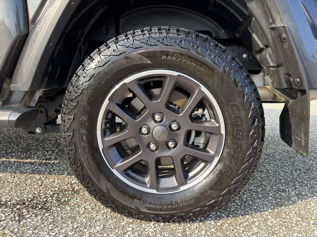 Used 2023 Jeep Gladiator Overland AWD/4WD image 30