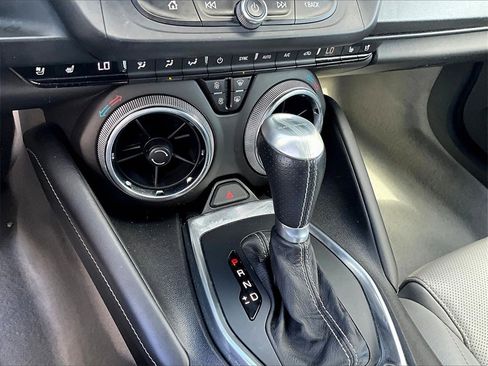 Used 2017 Chevrolet Camaro SS image 26