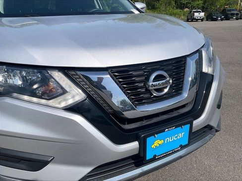 Used 2017 Nissan Rogue S w/ S Appearance Package AWD/4WD image 29