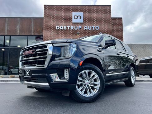 Used 2021 GMC Yukon SLT w/ Rear Media and Nav Package AWD/4WD image 1
