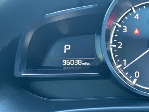 Used 2017 MAZDA MAZDA3 Grand Touring FWD image 27