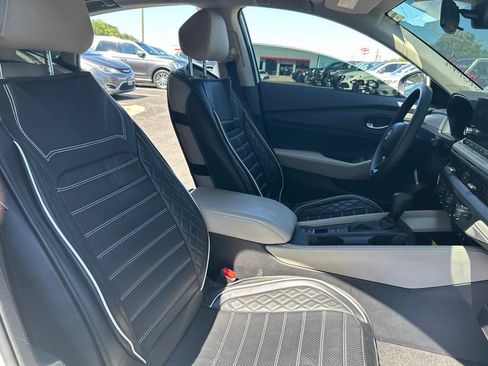 Used 2024 Honda Accord EX image 9