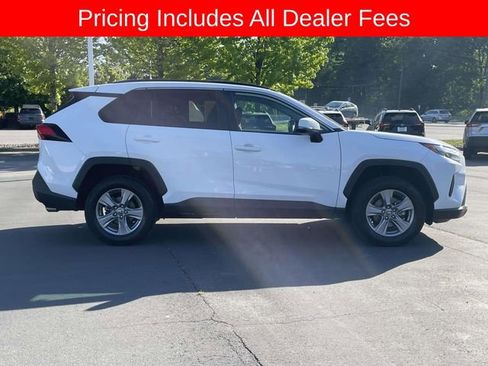 Used 2024 Toyota RAV4 XLE AWD/4WD image 6