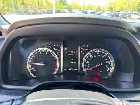 Certified 2021 Toyota 4Runner Limited AWD/4WD image 42