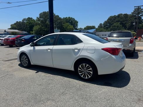Used 2018 Toyota Corolla XLE FWD image 6