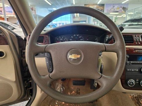 Used 2006 Chevrolet Impala LS FWD image 16