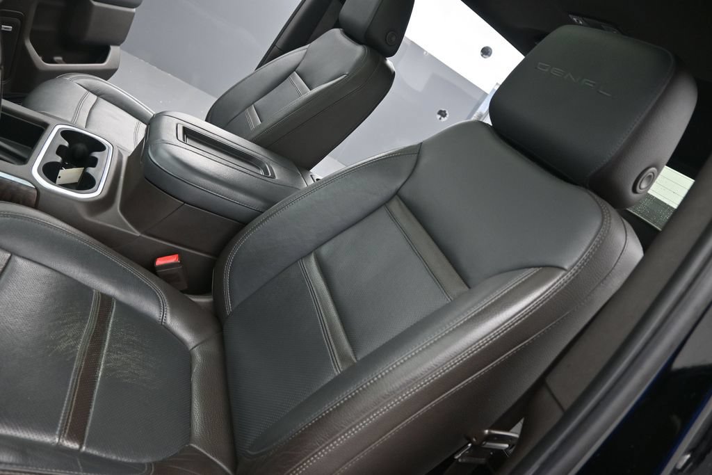 Used 2019 GMC Sierra 1500 Denali w/ Denali Ultimate Package AWD/4WD image 9
