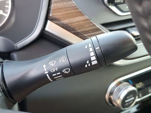 Used 2020 Nissan Altima 2.5 Platinum image 23