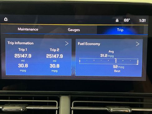 Used 2025 Chevrolet Trax LT w/ LT Convenience Package image 49