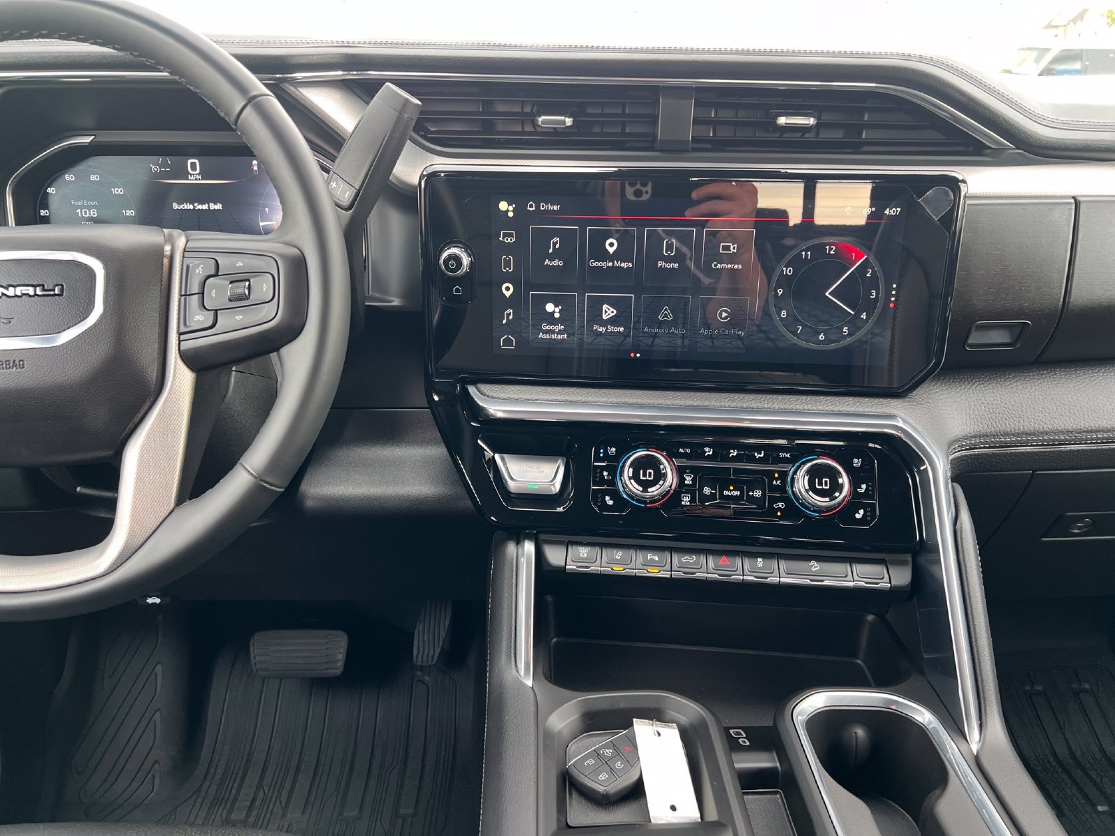 Used 2024 GMC Sierra 3500 Denali w/ Denali Reserve Package AWD/4WD image 18