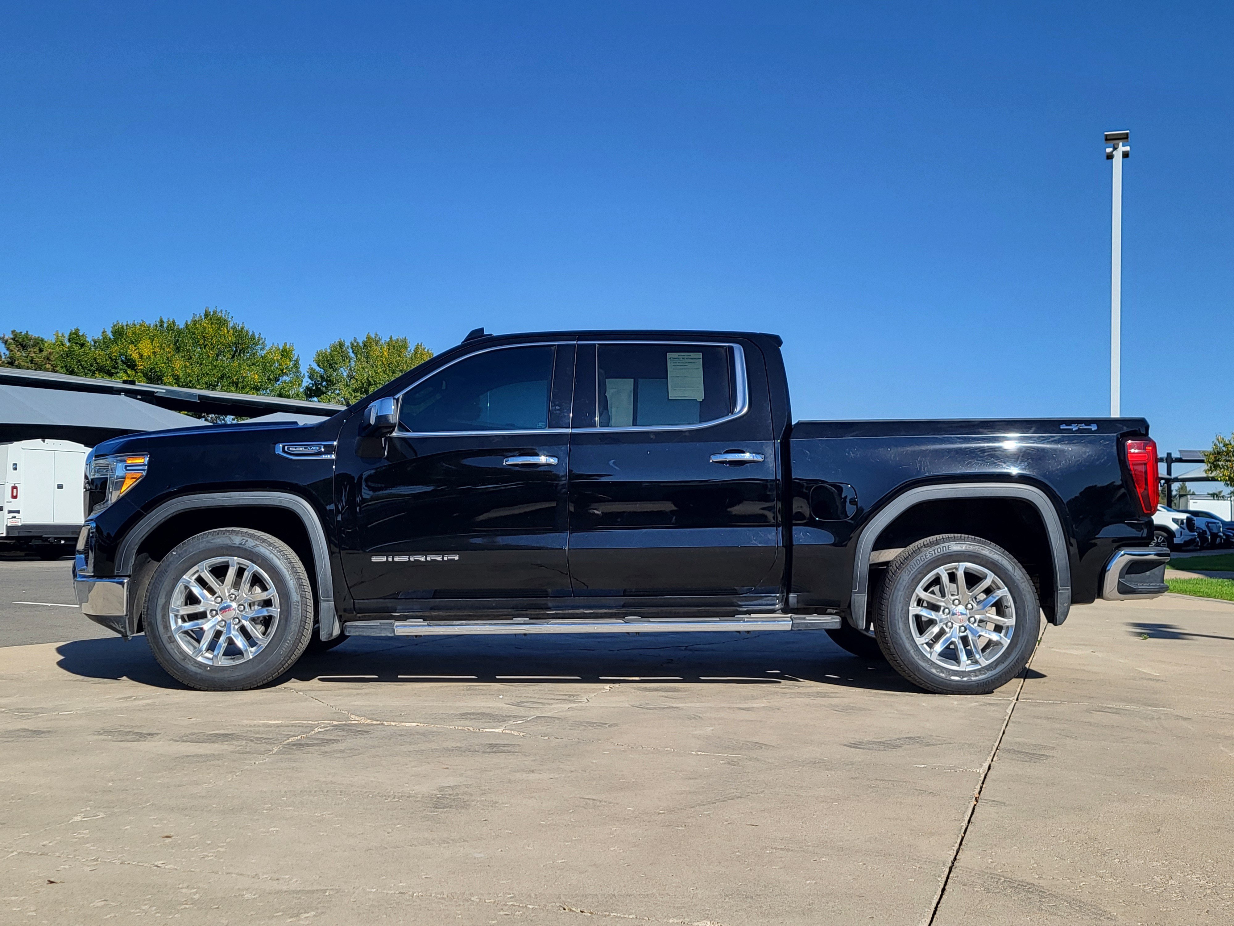 Used 2019 GMC Sierra 1500 SLT w/ SLT Premium Plus Package AWD/4WD image 2