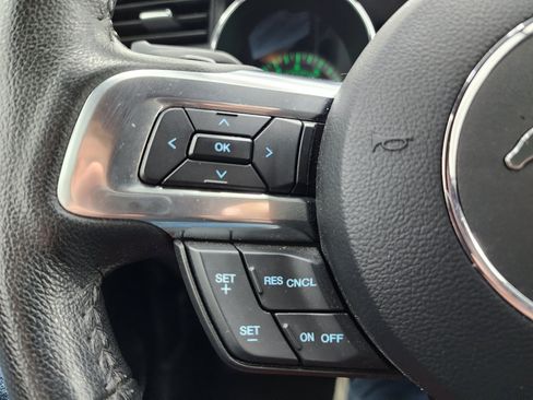 Used 2015 Ford Mustang GT Premium RWD image 18
