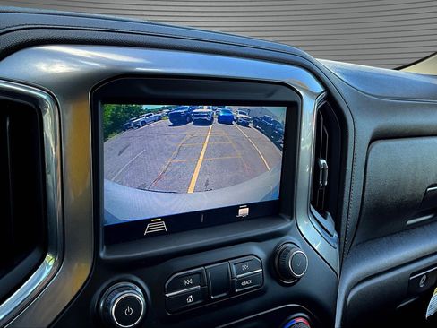 Used 2022 Chevrolet Silverado 1500 RST AWD/4WD image 10