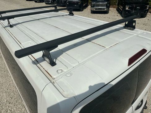 Used 2015 Ford Transit 350 XLT image 27