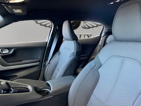 Used 2024 Polestar Polestar 2 RWD image 9