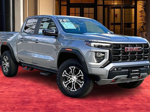 Used 2024 GMC Canyon AT4 w/ Canyon Safety Plus Package image 11