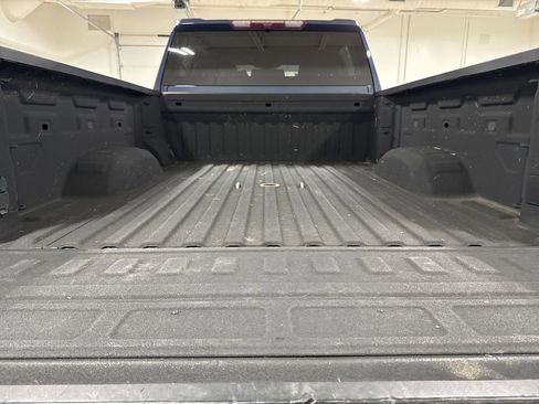 Used 2022 Chevrolet Silverado 2500 W/T w/ WT Convenience Package AWD/4WD image 23