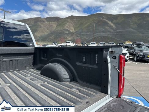 New 2026 Ford F250 XLT w/ XLT Premium Package AWD/4WD image 38