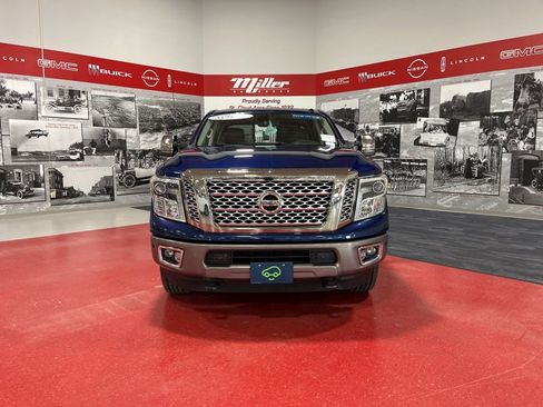 Used 2016 Nissan Titan Platinum Reserve image 8